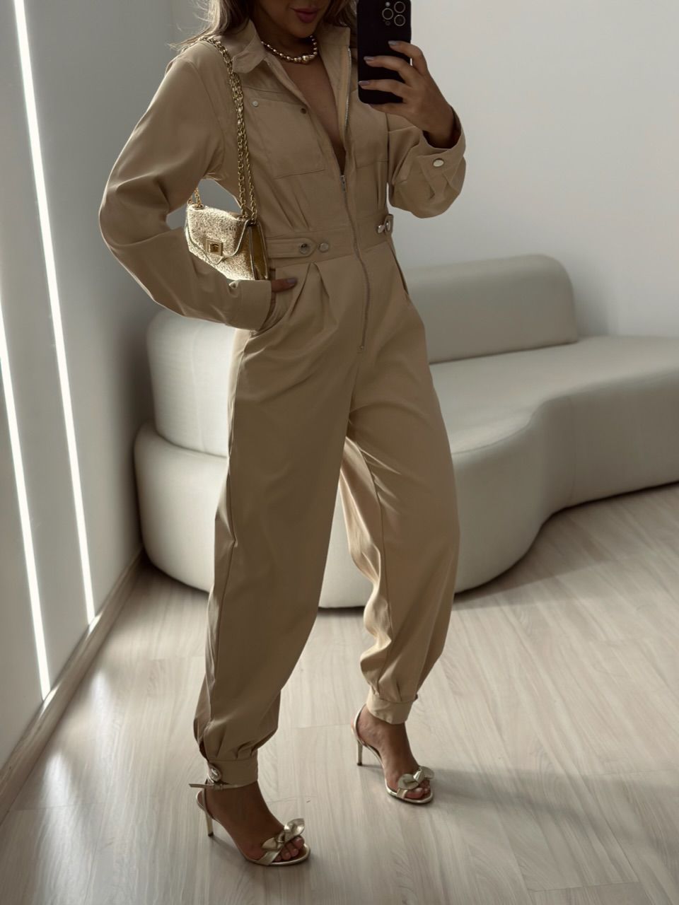 MACACÃO RENATA ZÍPER NUDE