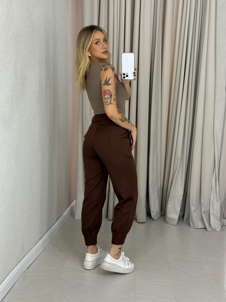 CALÇA SABRINA CENOURA MARROM