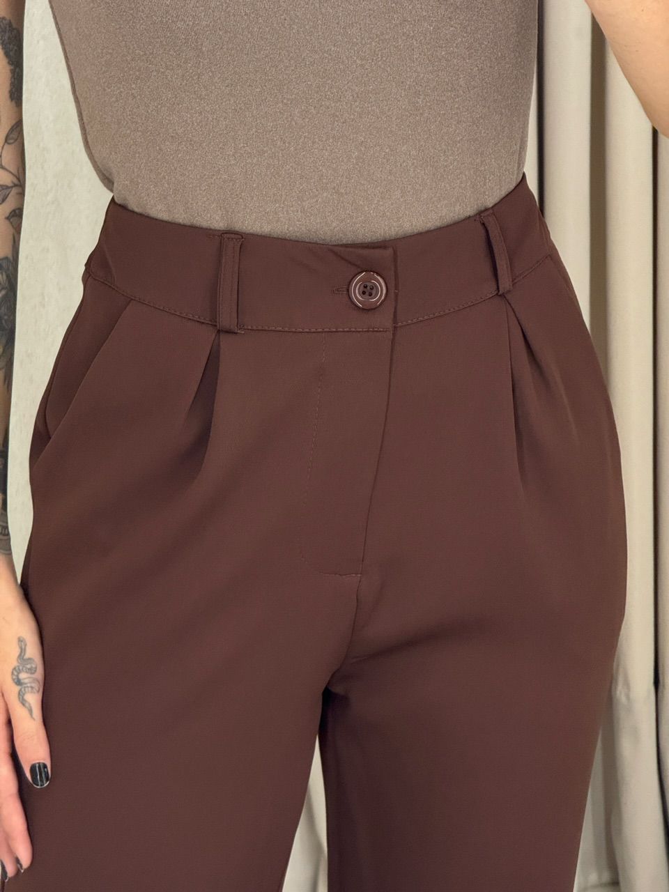 CALÇA SABRINA CENOURA MARROM