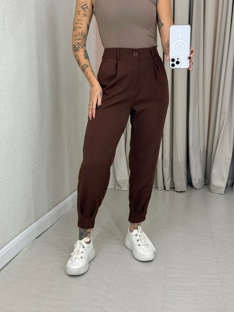 CALÇA SABRINA CENOURA MARROM - 0062680054 - CAROLLA FERRARO