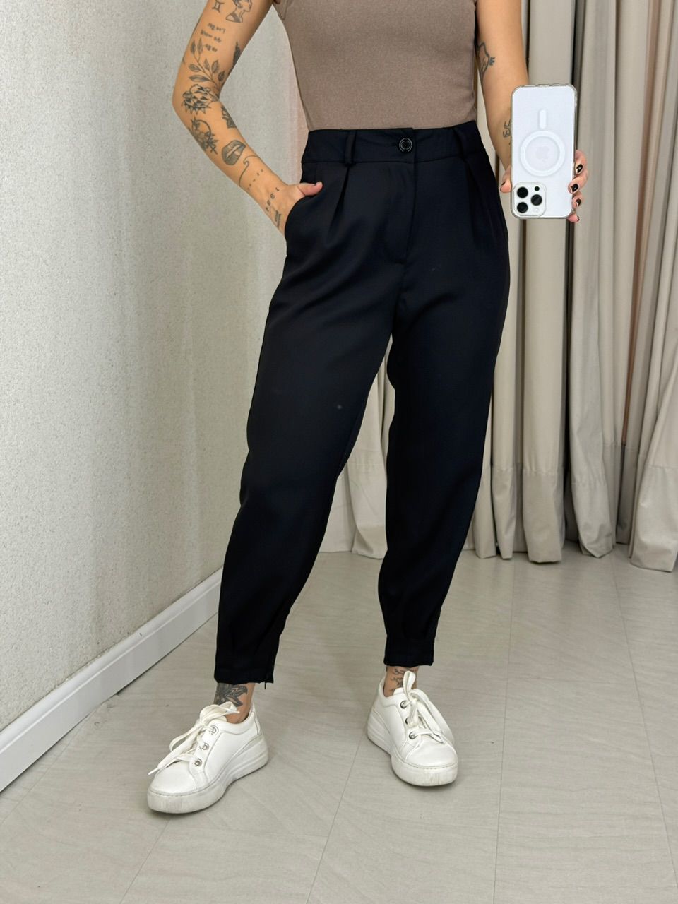 CALÇA SABRINA CENOURA PRETA - 0062680033 - CAROLLA FERRARO