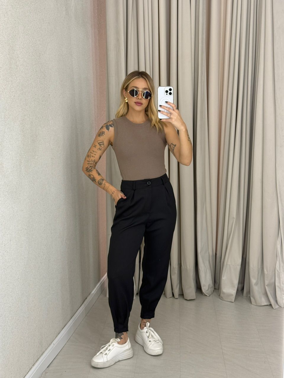CALÇA SABRINA CENOURA PRETA
