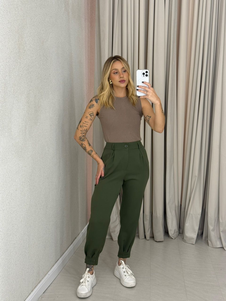 CALÇA SABRINA CENOURA VERDE
