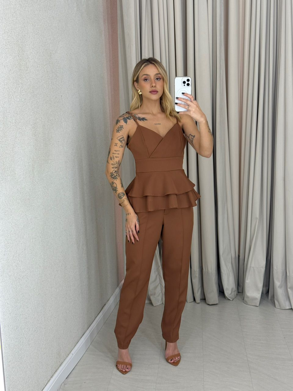 CONJUNTO KARINA BLUSA MARROM - 0062640054 - CAROLLA FERRARO