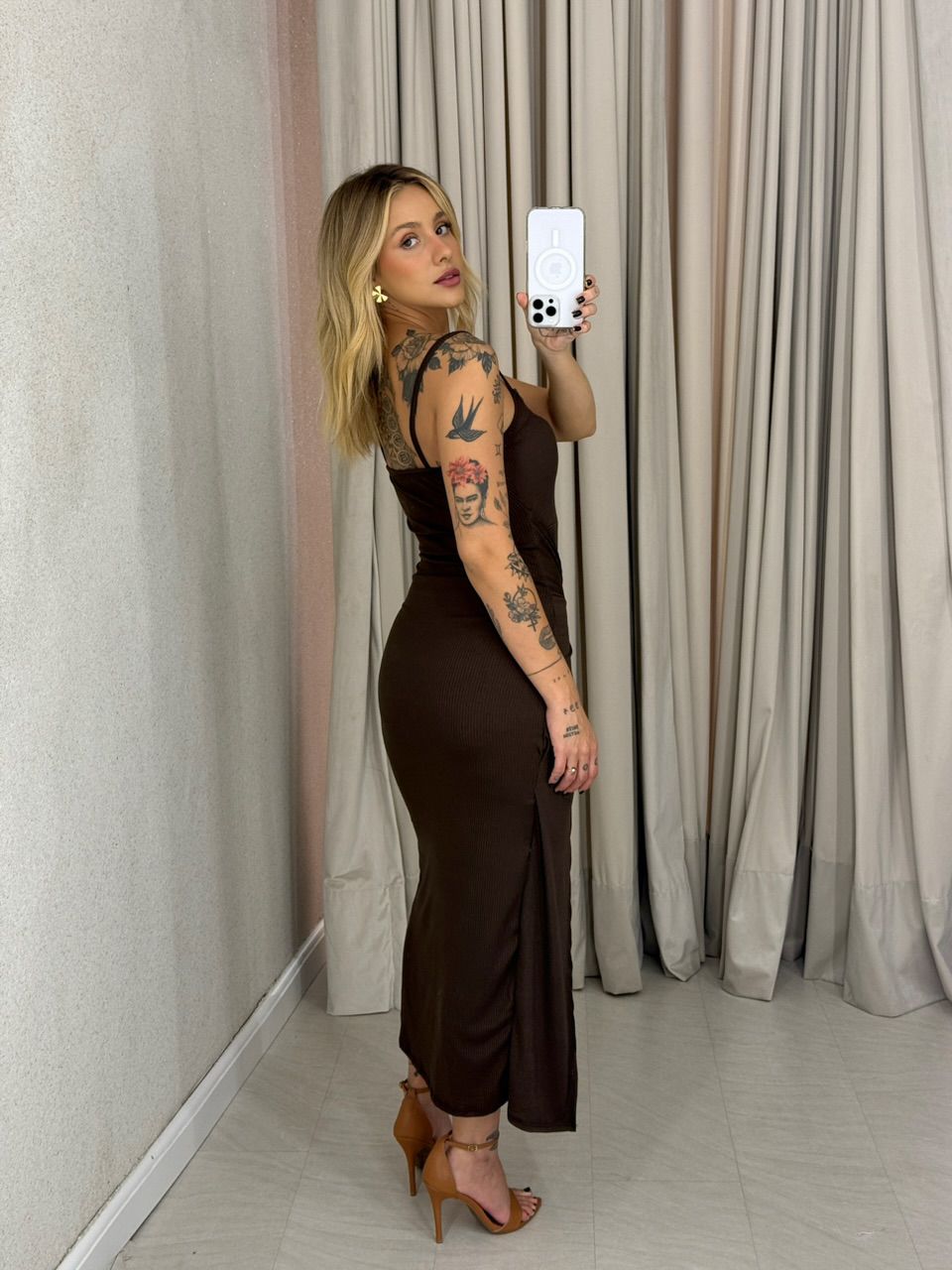 VESTIDO ELISANGELA ALÇA MARROM