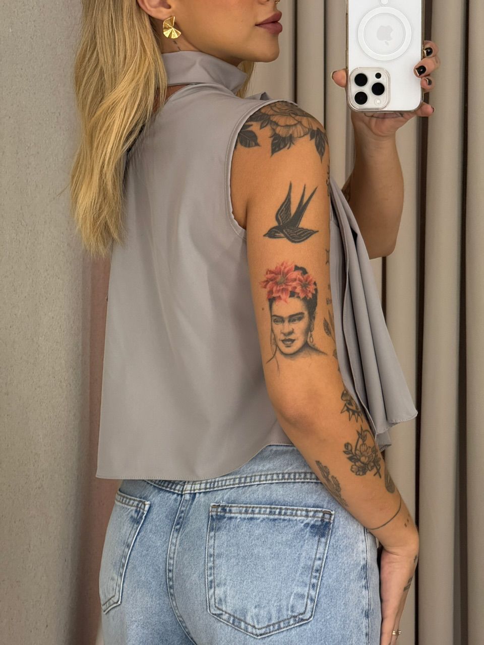 BLUSA ZOE GOLA ASSIMÉTRICA Cinza