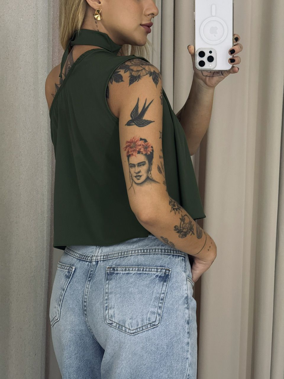 BLUSA ZOE GOLA ASSIMÉTRICA verde
