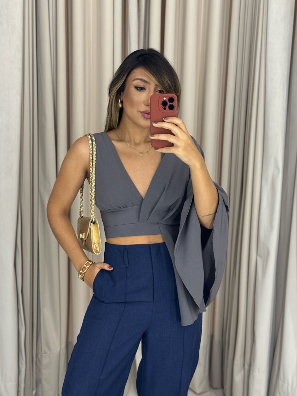 CROPPED DÉBORA NULA MANGA CINZA