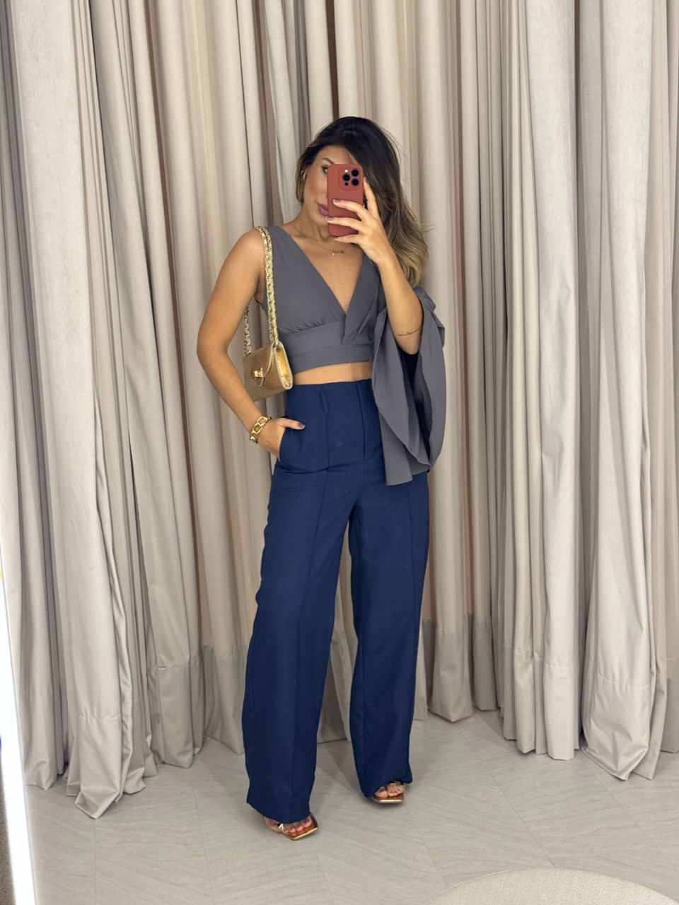 CROPPED DÉBORA NULA MANGA CINZA