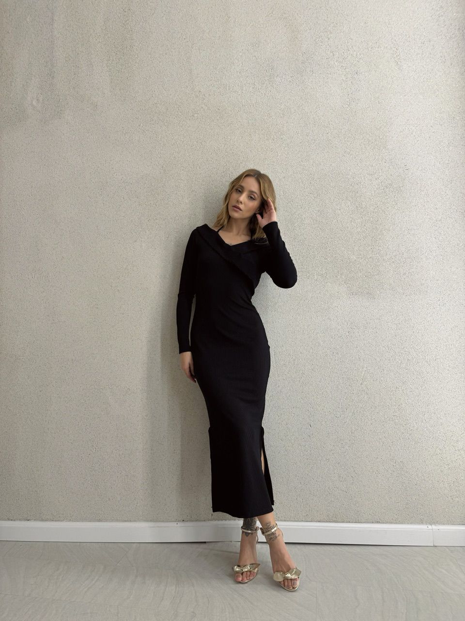VESTIDO CÁSSIA ANARRUGA PRETO