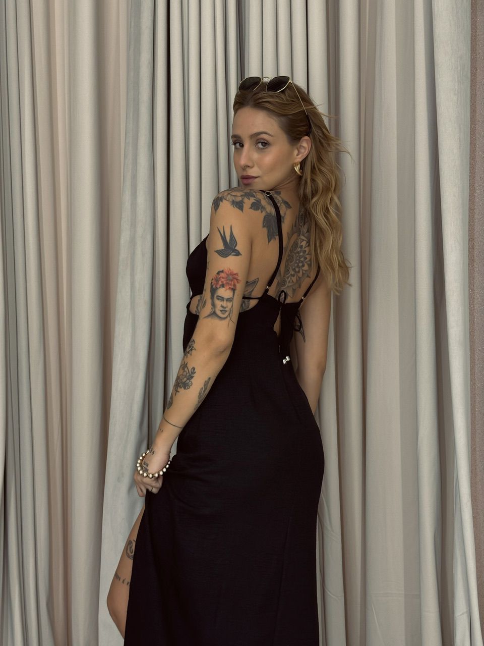 VESTIDO FABIANA DECOTE PRETO