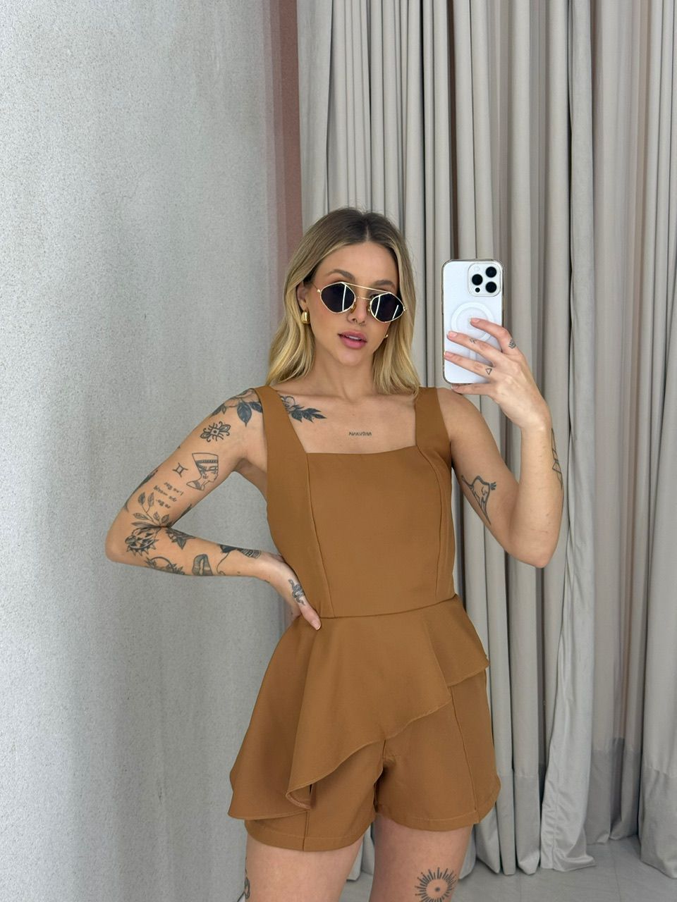 CONJUNTO EVA BLUSA ASSIMÉTRICA NUDE
