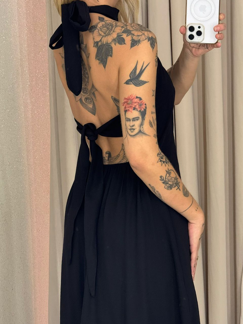 VESTIDO FIORELLA COSTAS ABERTAS PRETO