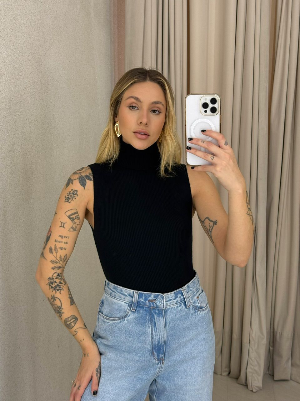 BLUSA ANA TEREZA GOLA PRETA