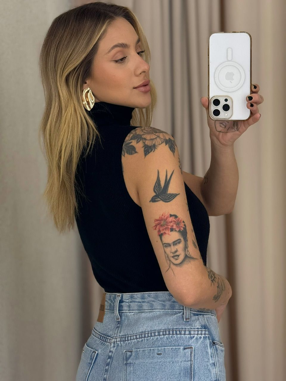 BLUSA ANA TEREZA GOLA PRETA