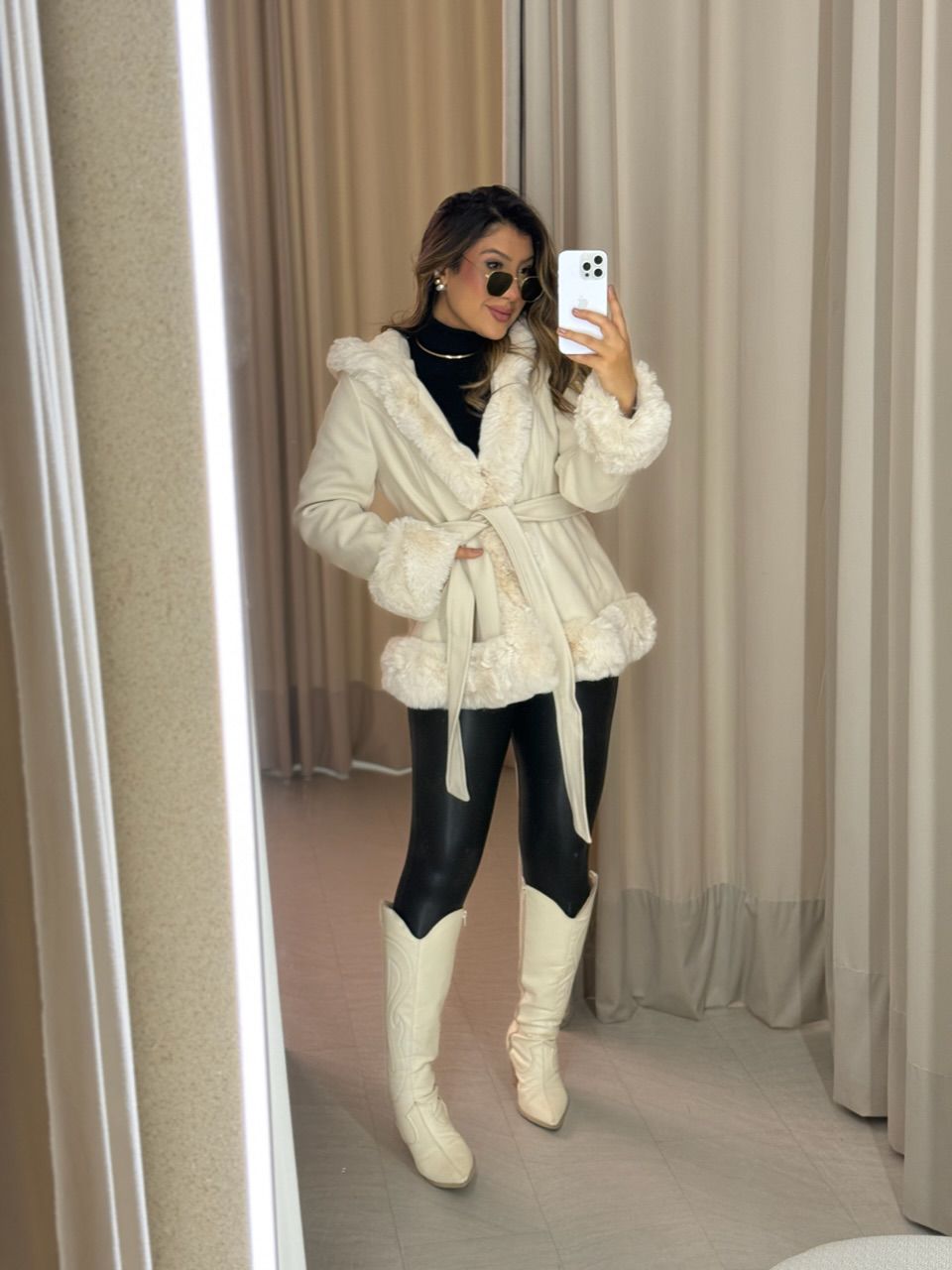 CASACO ELAINE PELINHOS OFF