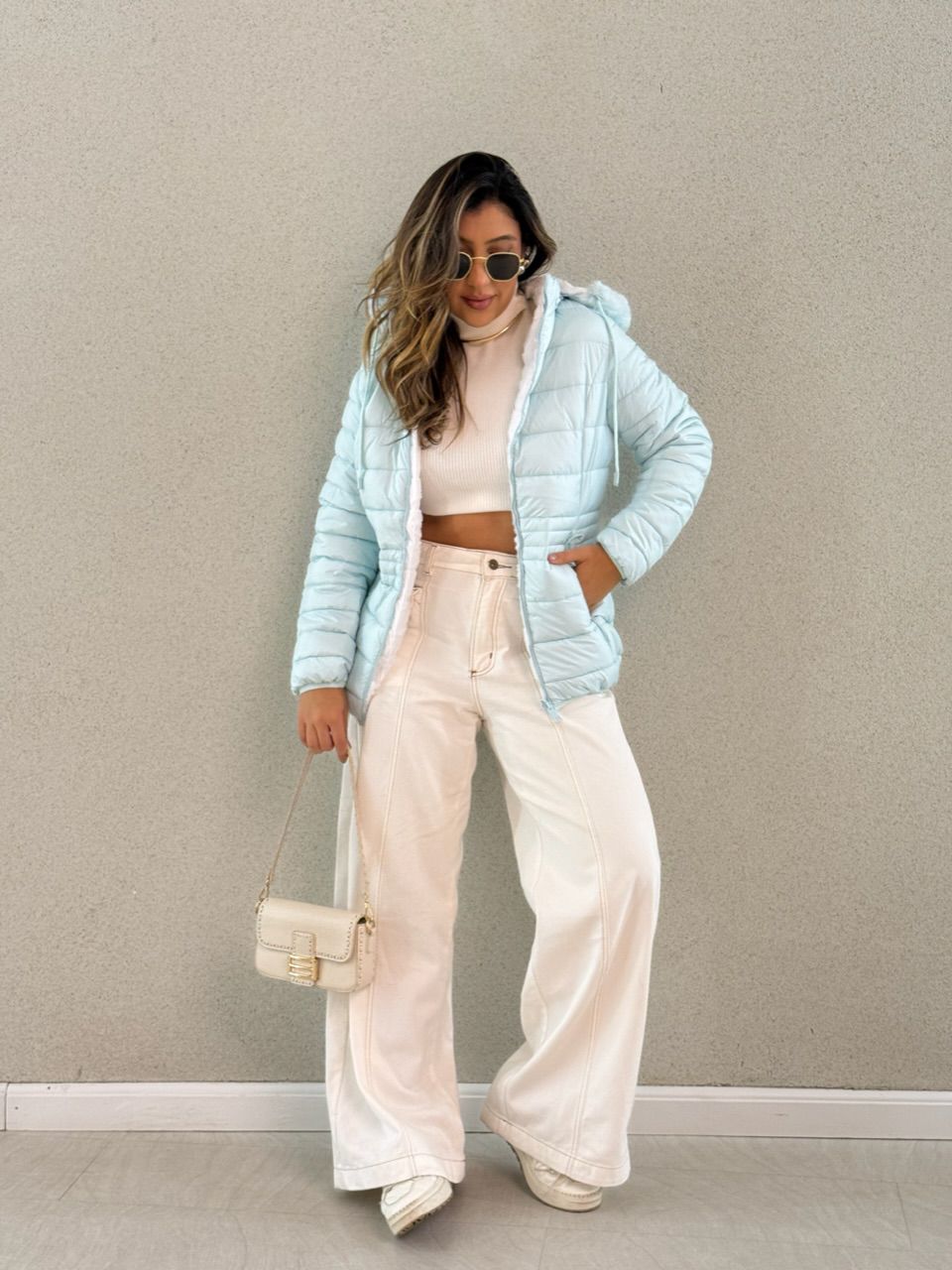  PUFFER FERNANDA ALONGADA AZUL CLARO