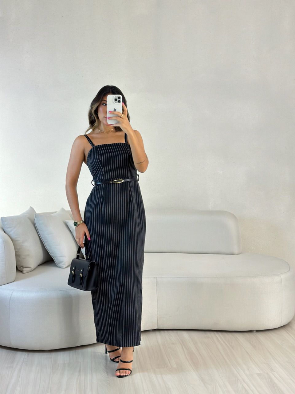 VESTIDO ANA CLÁUDIA RISCA DE GIZ PRETO