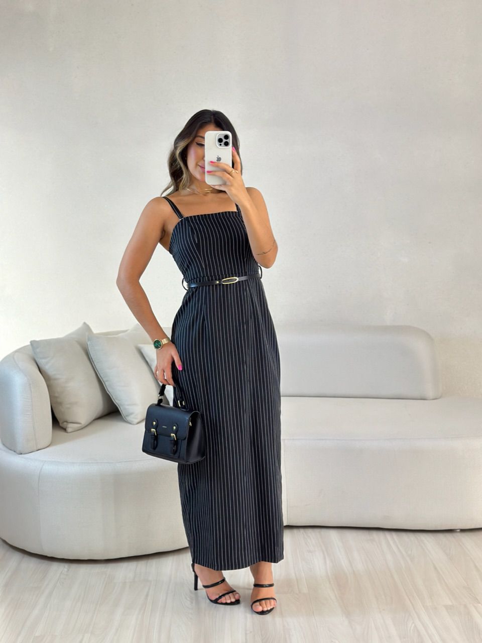 VESTIDO ANA CLÁUDIA RISCA DE GIZ PRETO