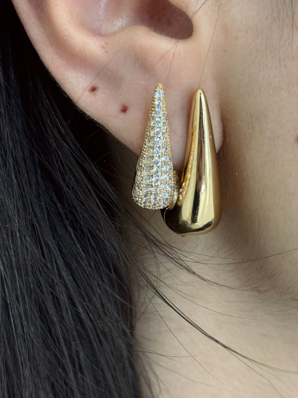 CONJUNTO BRINCO GOTA ALONGADA DOURADO - 0054510084 - CAROLLA FERRARO