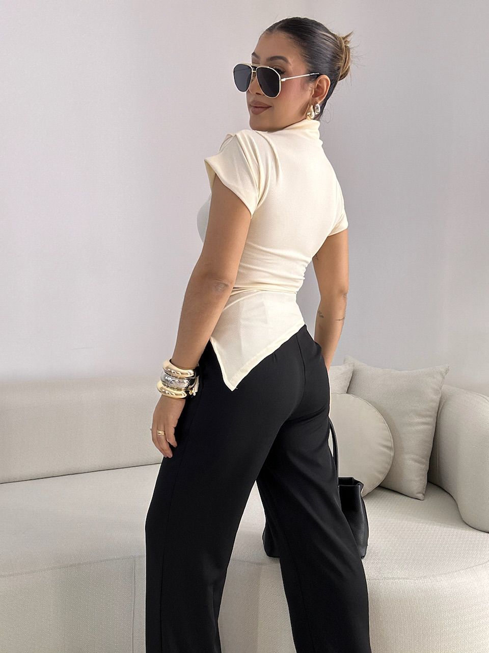 BLUSA CARLA ASSIMÉTRICA MARFIM
