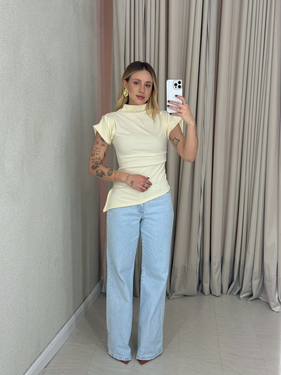 BLUSA CARLA ASSIMÉTRICA MARFIM