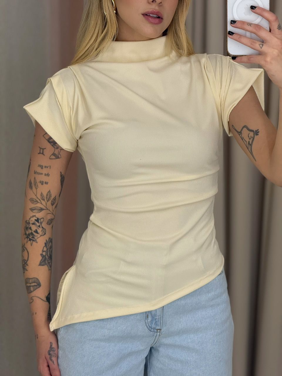 BLUSA CARLA ASSIMÉTRICA MARFIM