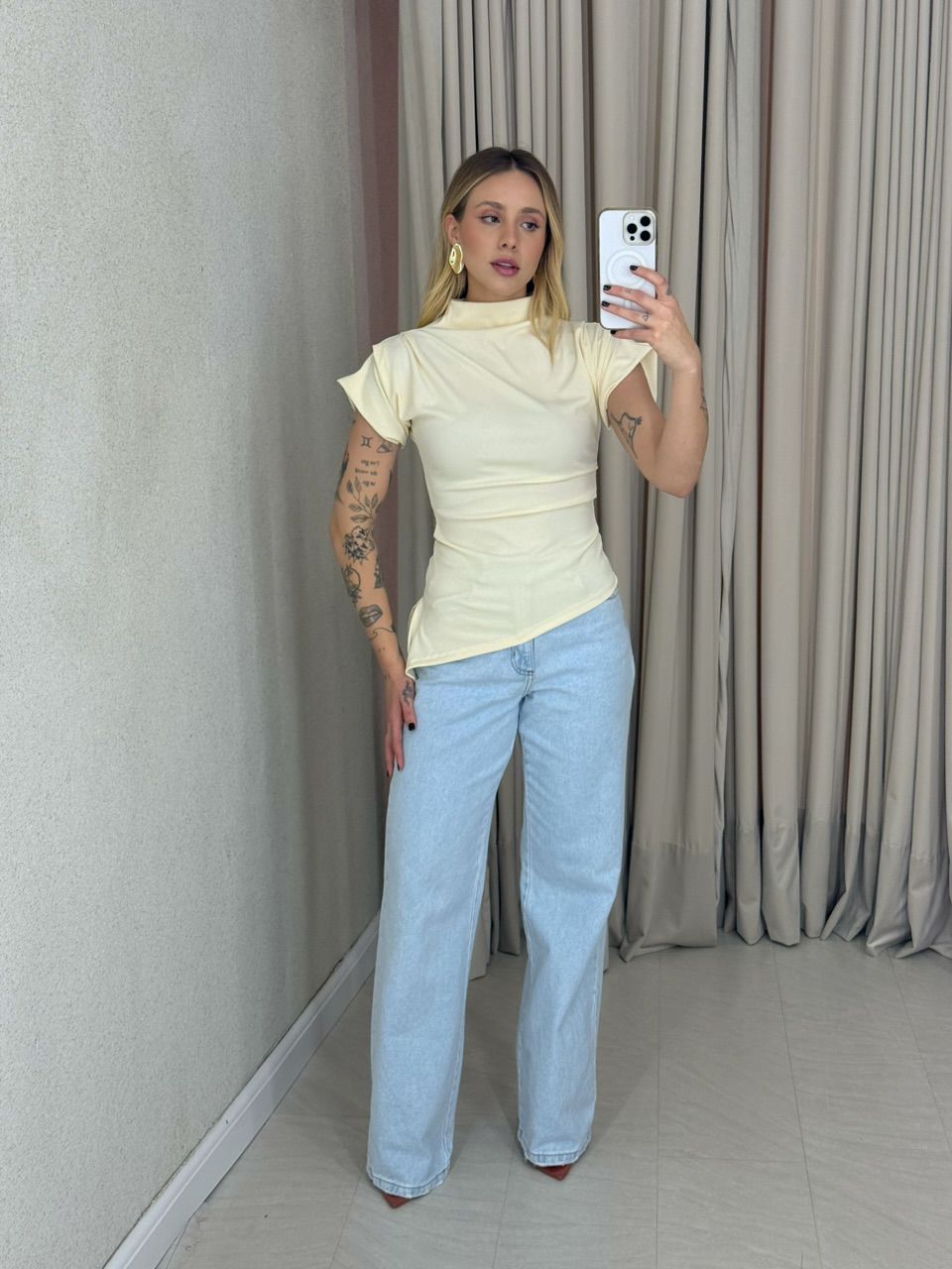 BLUSA CARLA ASSIMÉTRICA MARFIM