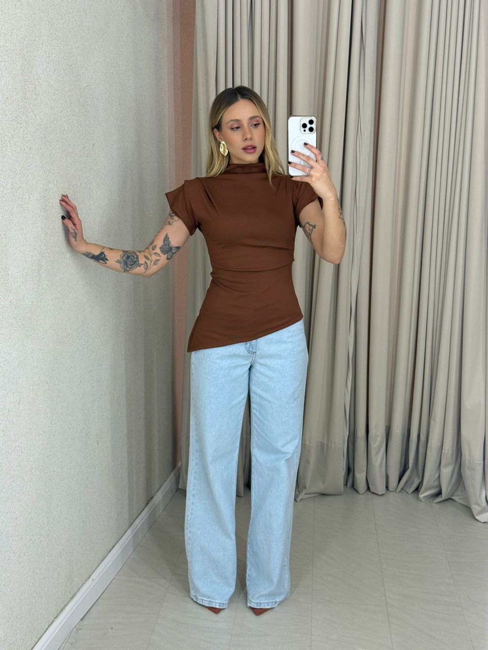 BLUSA CARLA ASSIMÉTRICA MARROM