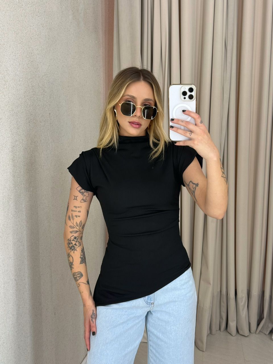 BLUSA CARLA ASSIMÉTRICA PRETA