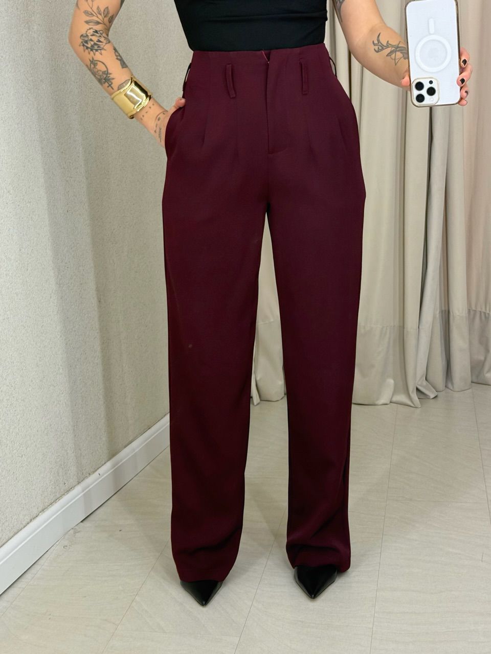 CALÇA MARI RETA VINHO - 0066830168 - CAROLLA FERRARO