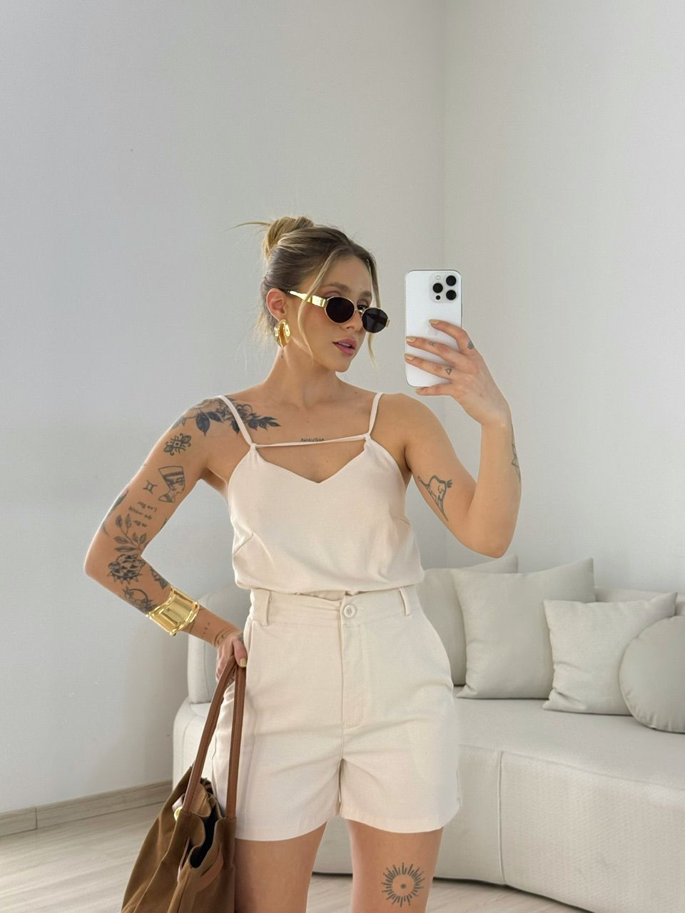 CONJUNTO VIVI SHORT AREIA