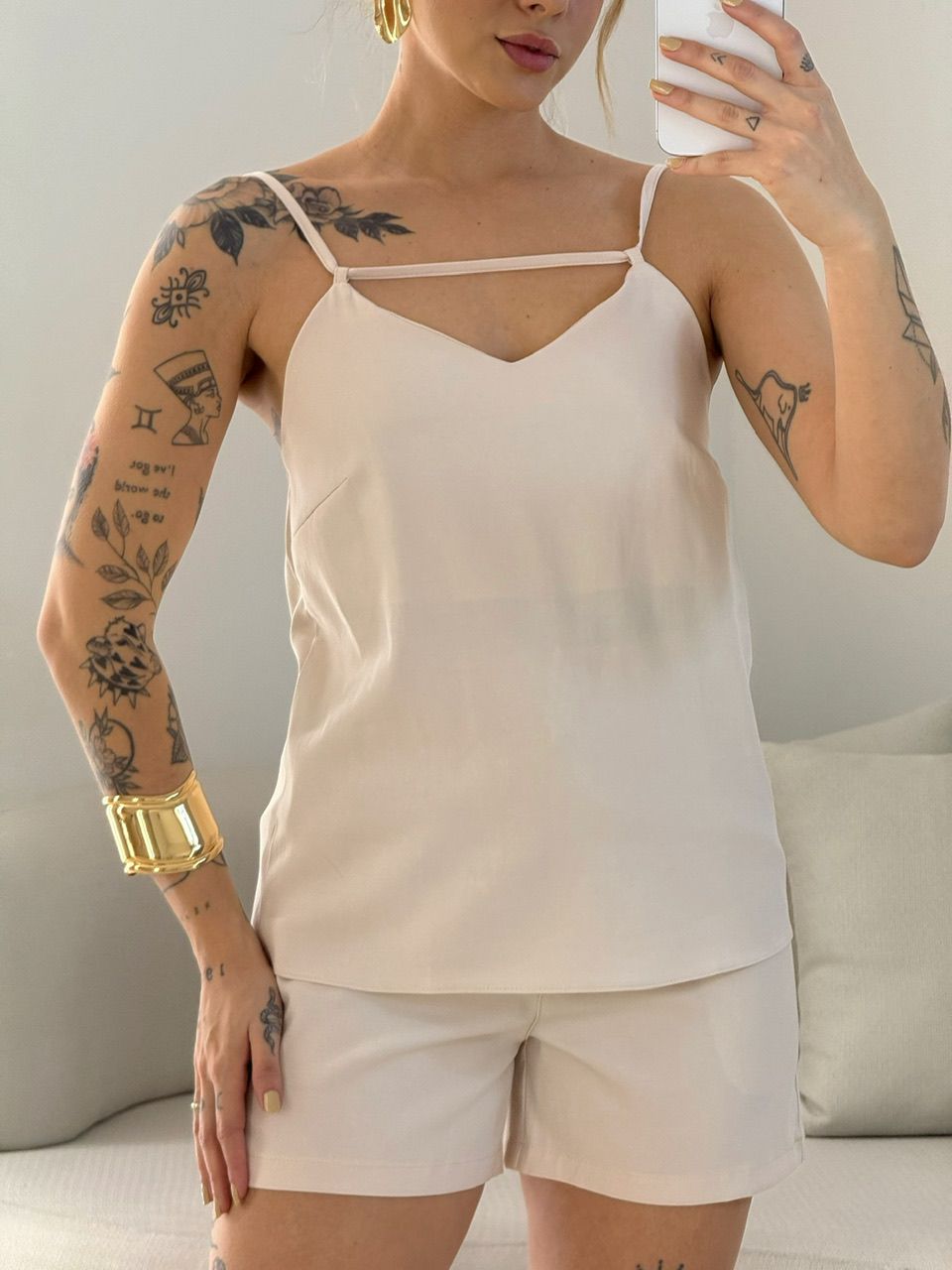 CONJUNTO VIVI SHORT AREIA