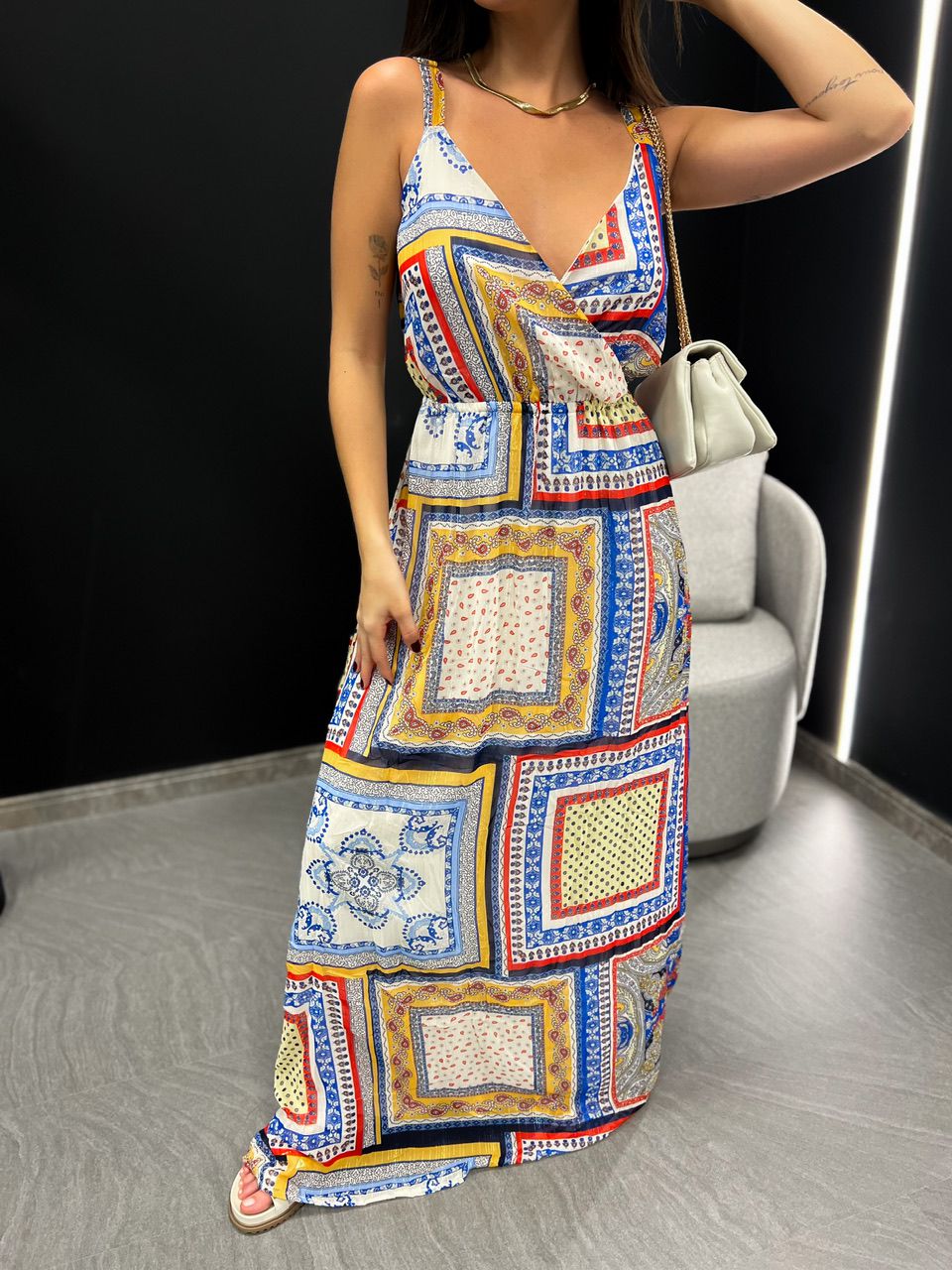 VESTIDO SASHA ESTAMPA LENÇO AMARELO