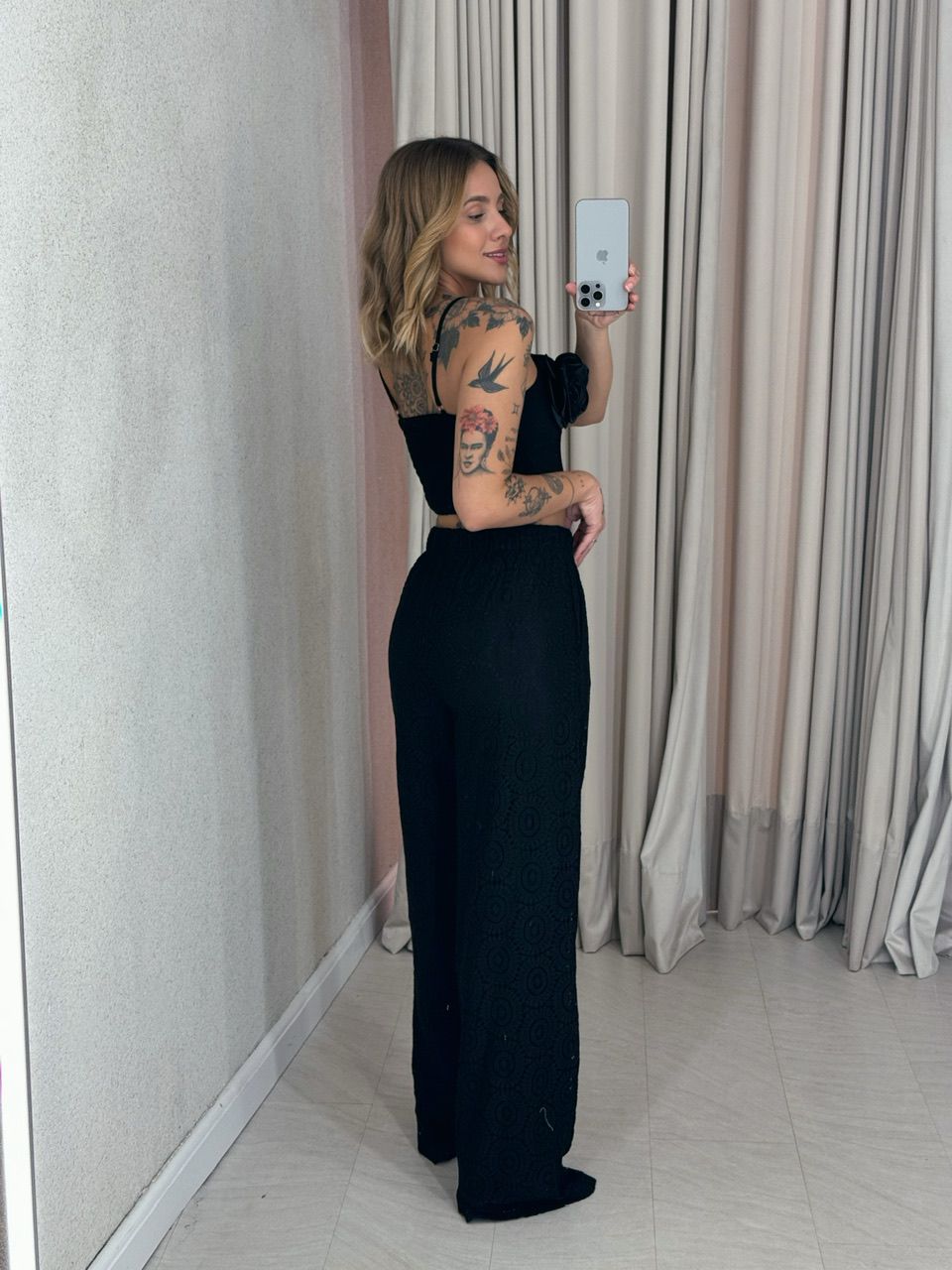 CALÇA GRAZI RENDA PRETA