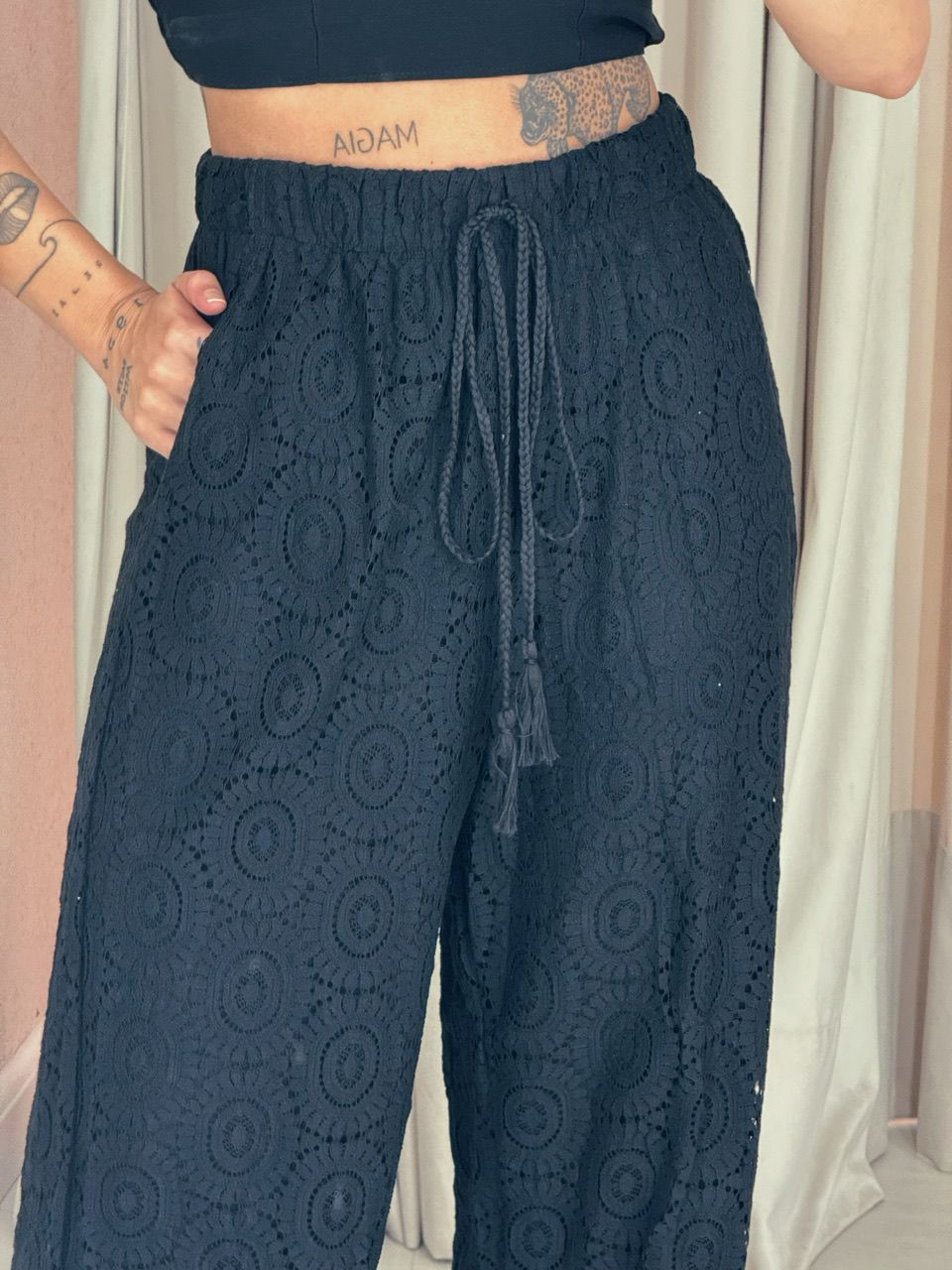 CALÇA GRAZI RENDA PRETA