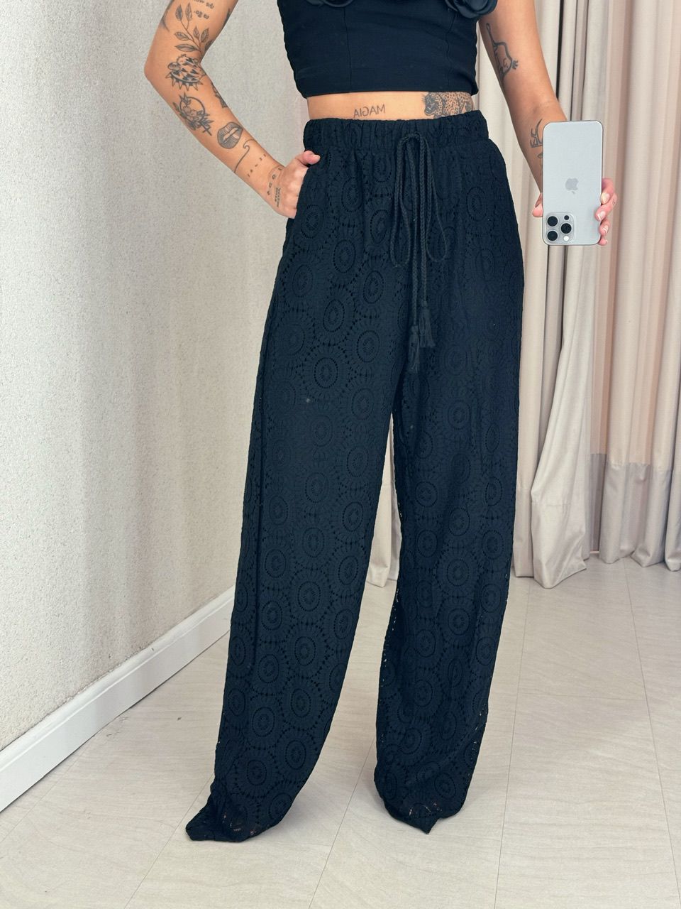 CALÇA GRAZI RENDA PRETA
