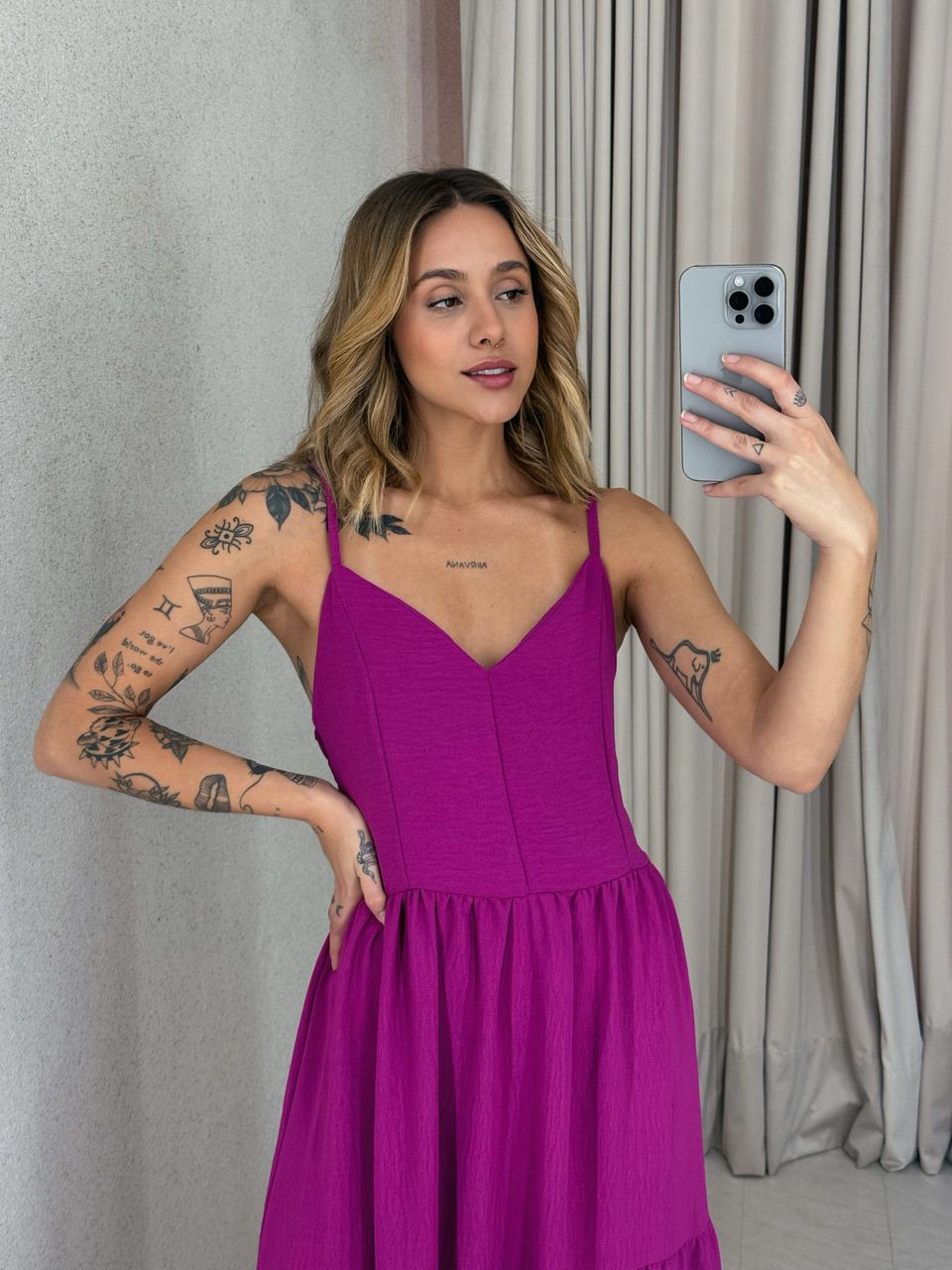  VESTIDO PÉROLA ALÇA FUCSIA