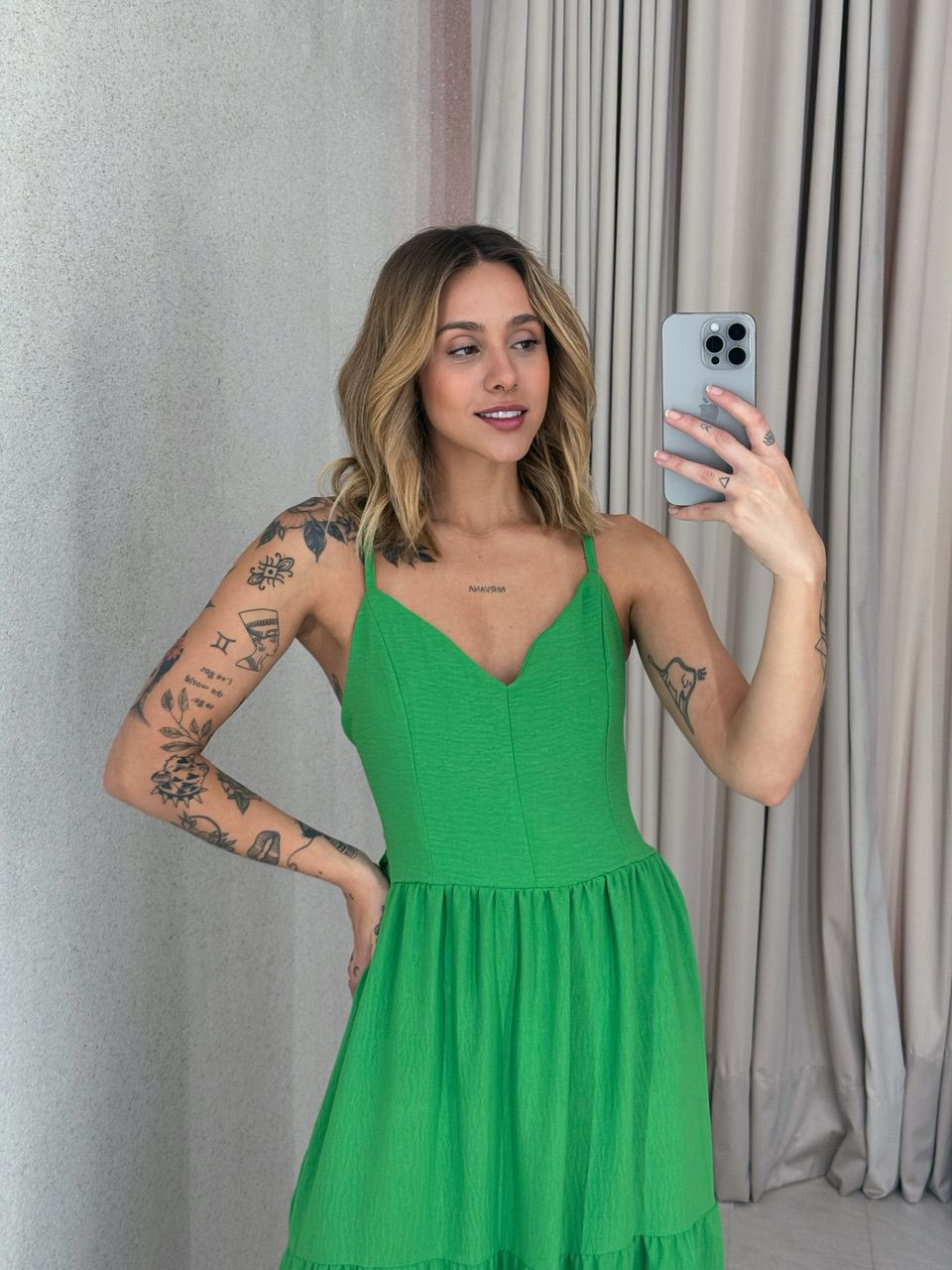 VESTIDO PÉROLA ALÇA VERDE