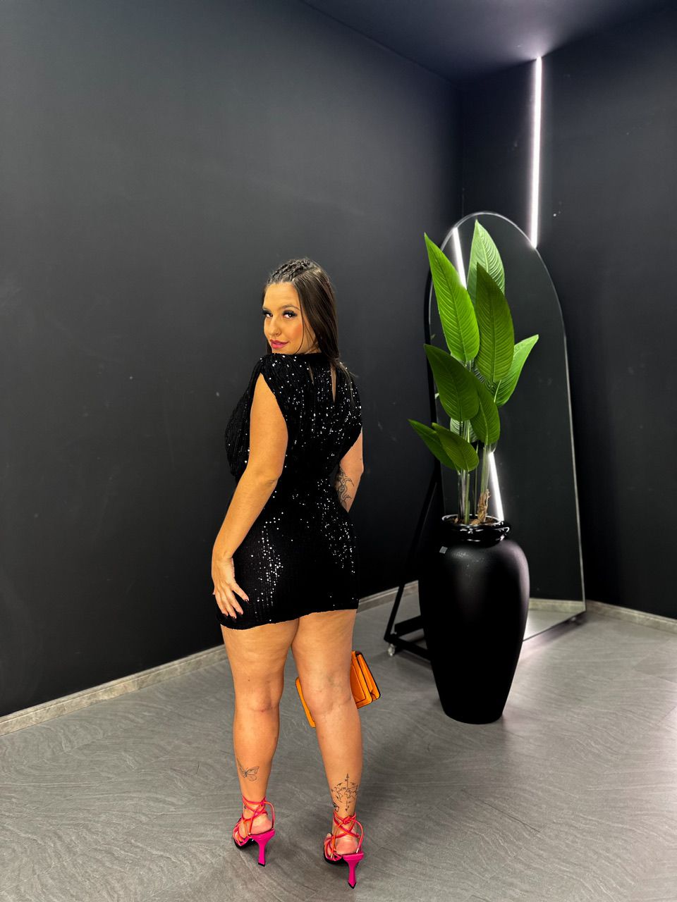 VESTIDO ANITA PAETÊ PRETO