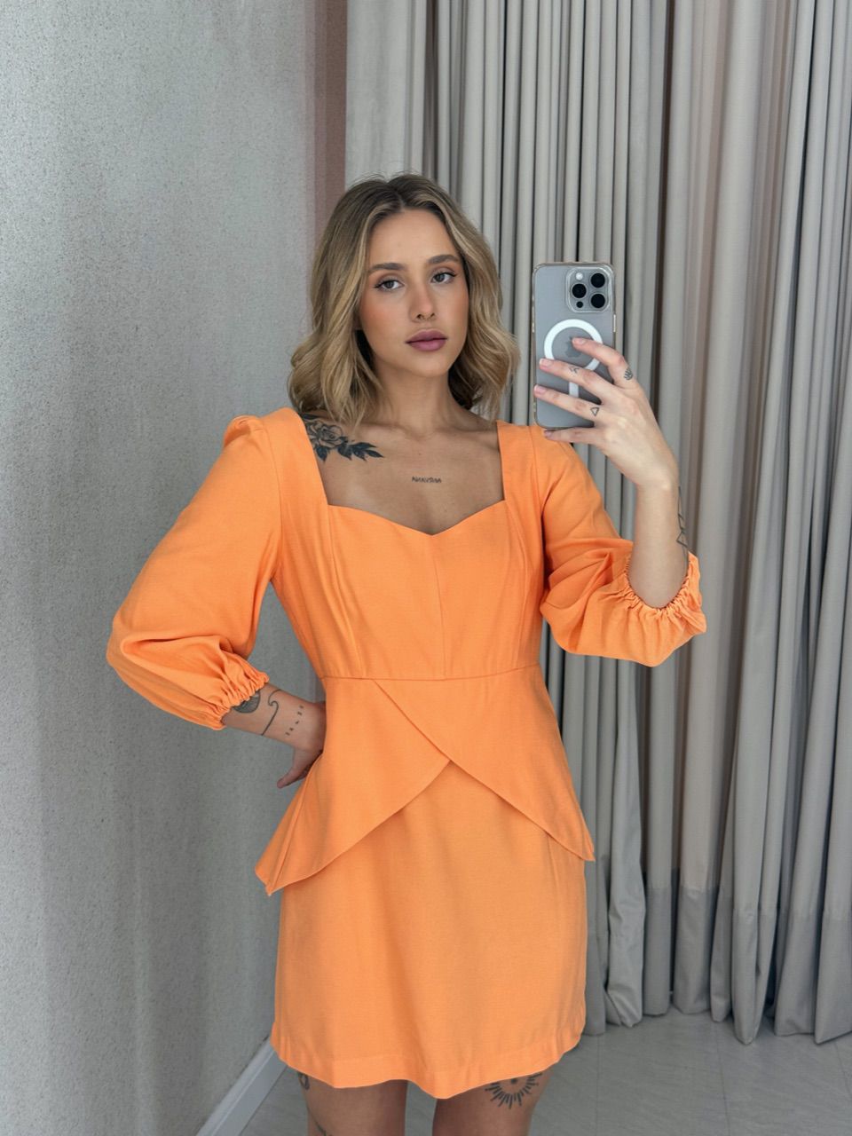 VESTIDO ANGELITA MANGA BUFANTE LARANJA