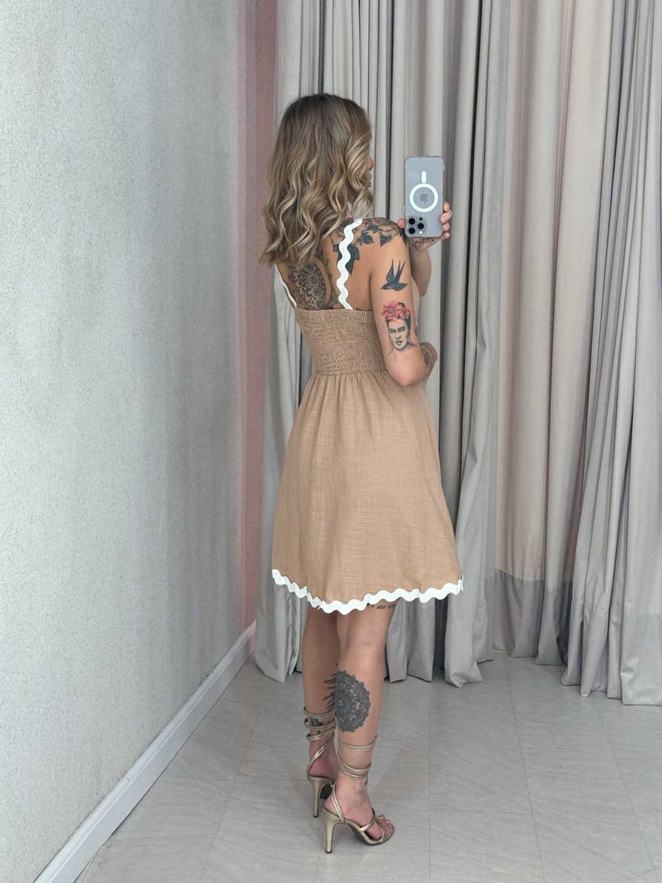 VESTIDO DANDARA CURTO NUDE