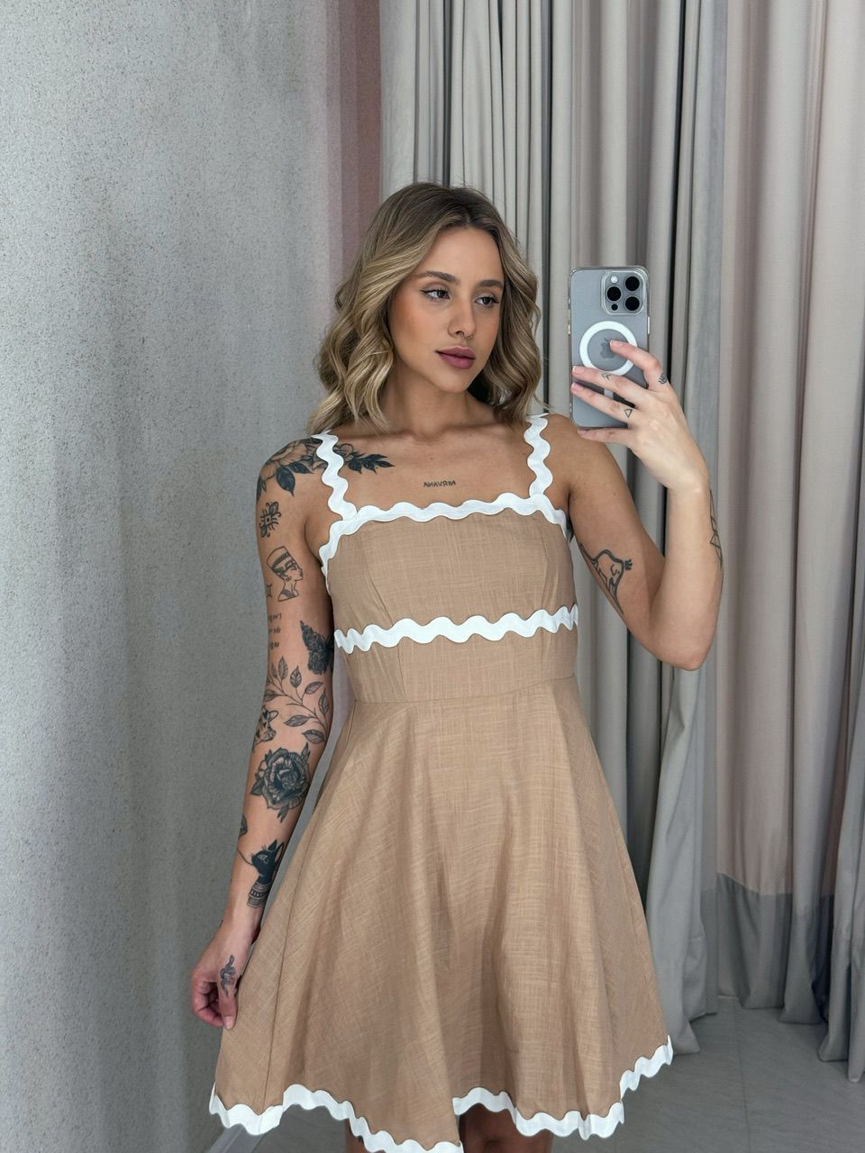 VESTIDO DANDARA CURTO NUDE