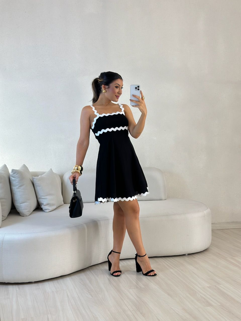 VESTIDO DANDARA CURTO PRETO - 0057860032 - CAROLLA FERRARO
