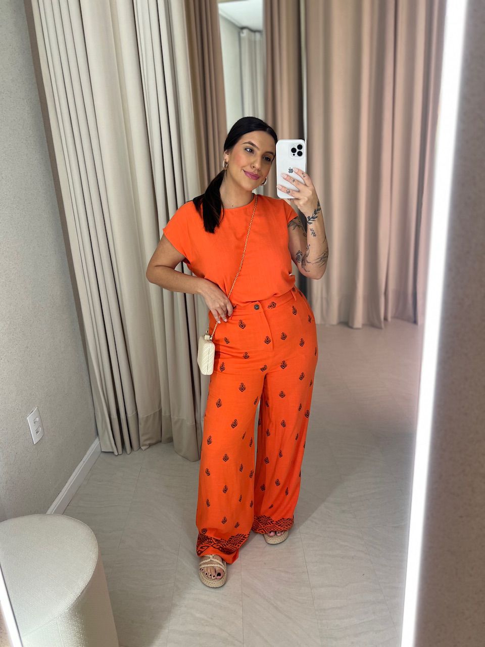 BLUSA BOTÕES COSTAS LARANJA