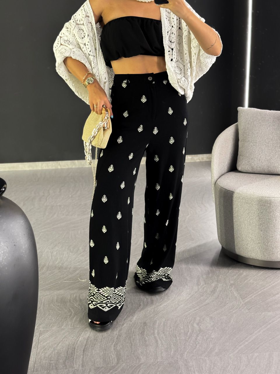 CALÇA LAURA ÉTNICA PRETO - 0048040032 - CAROLLA FERRARO