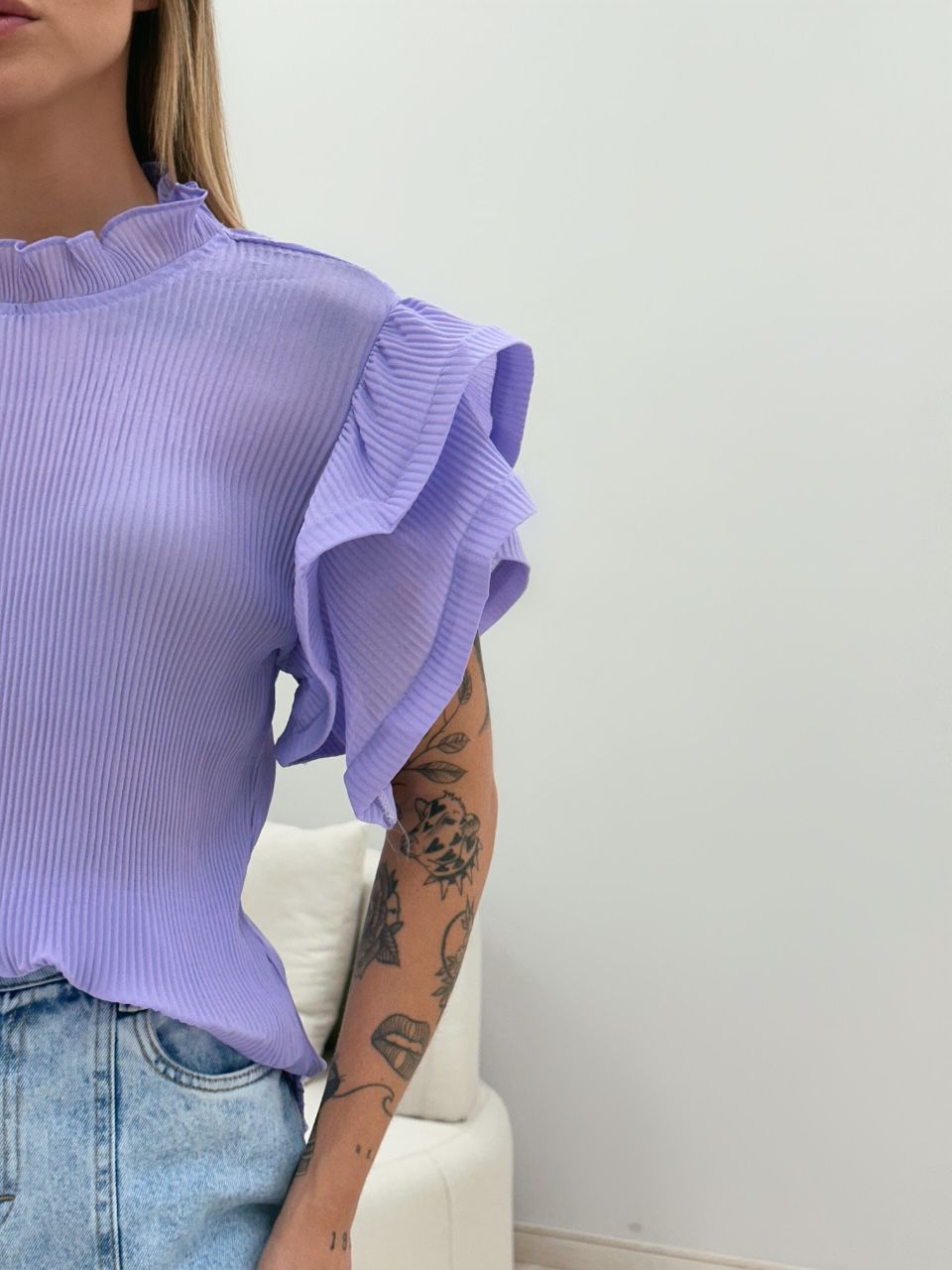 BLUSA BIANCA PLISSADA LILÁS