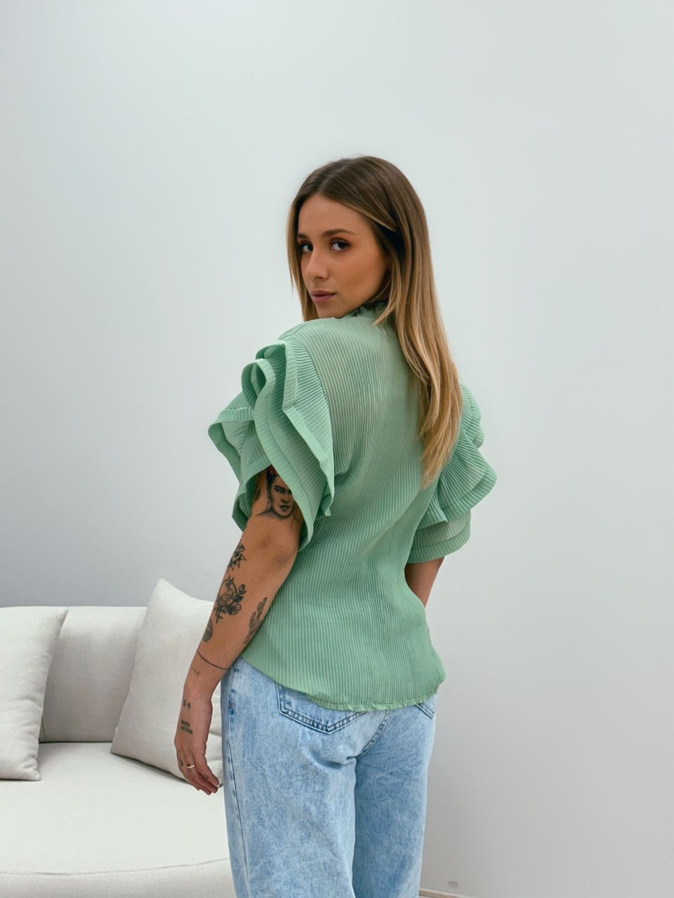 BLUSA BIANCA PLISSADA VERDE