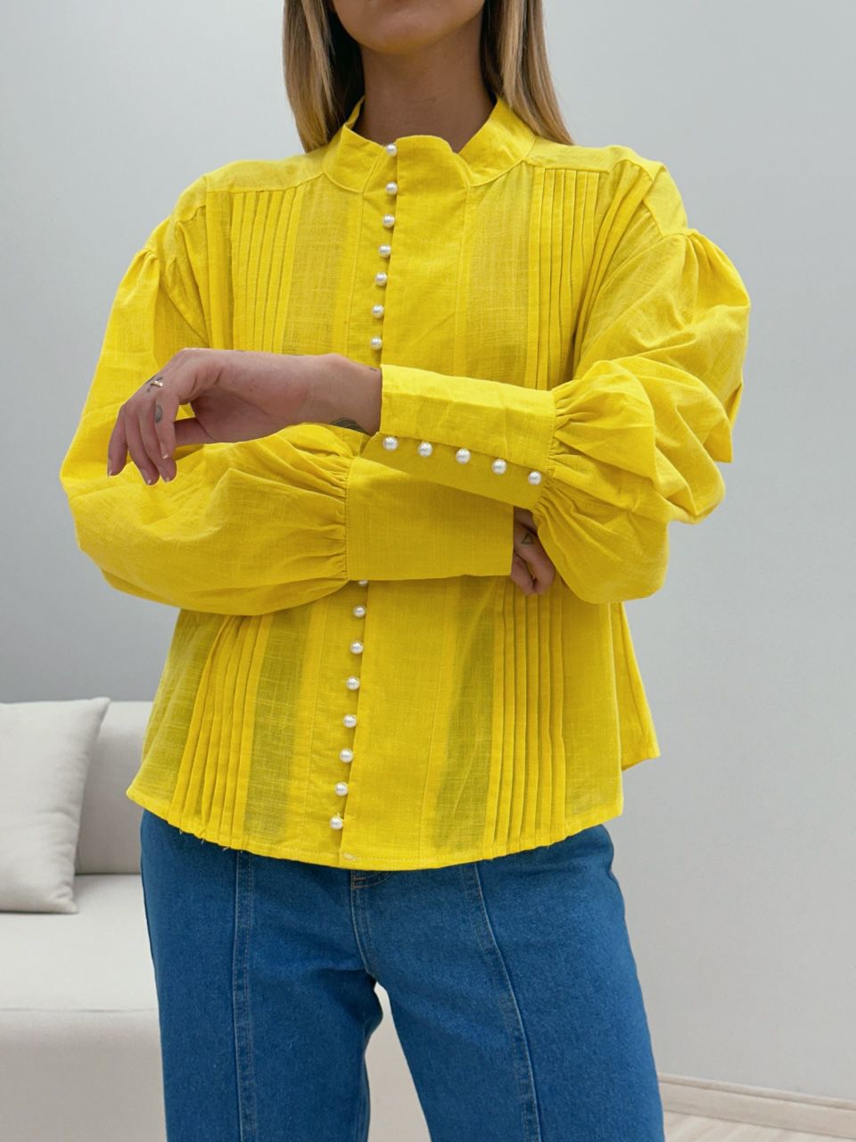 CAMISA BOTÕES PÉROLA AMARELA