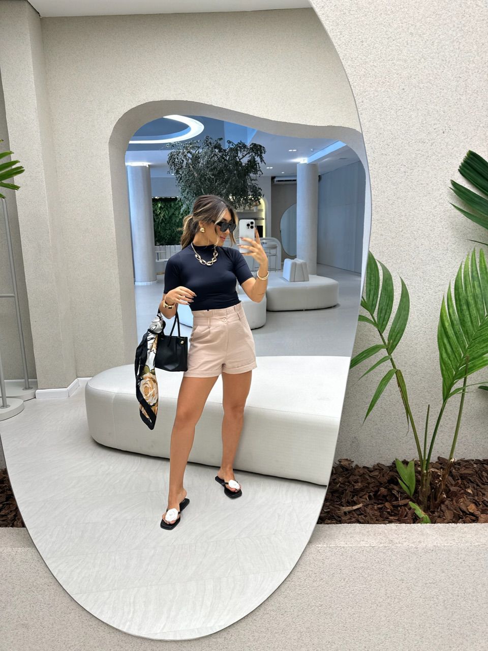 BLUSA HANA GOLA PRETA